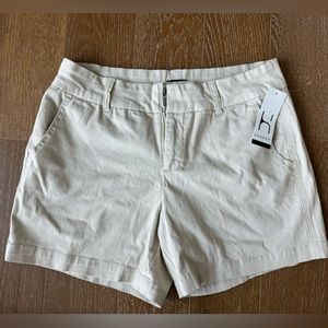 Hannah Khaki Shorts